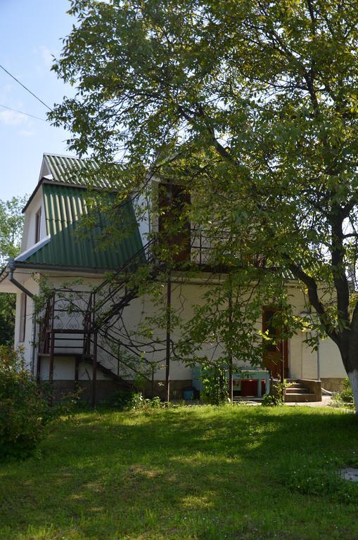 Апартаменты Rosinka Яремча Экстерьер фото